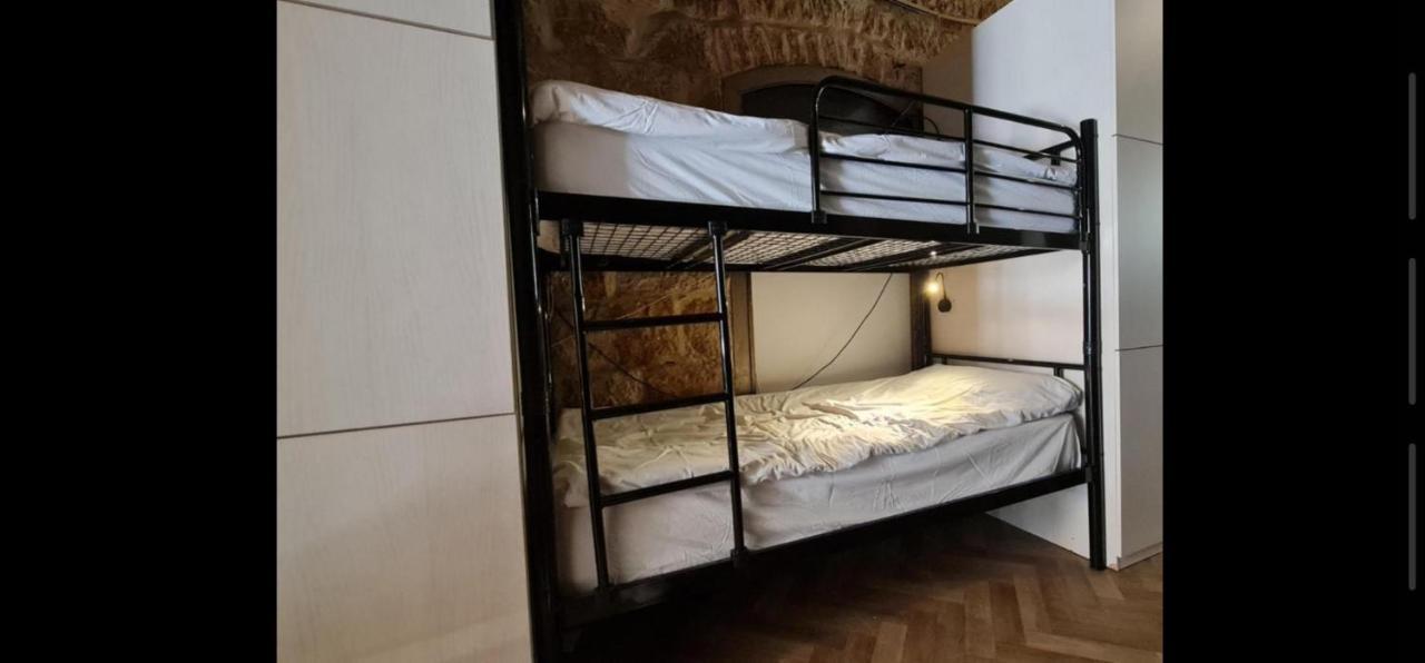 Capsules & Dormitory Bh Yerusalem Bagian luar foto